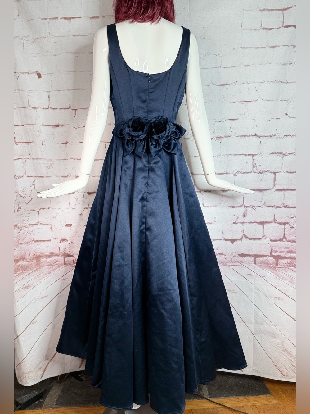 JESSICA McCLINTOCK Navy Satin Floor Length Prom Dress Size 10 Satin Rose Formal - Picture 16 of 16